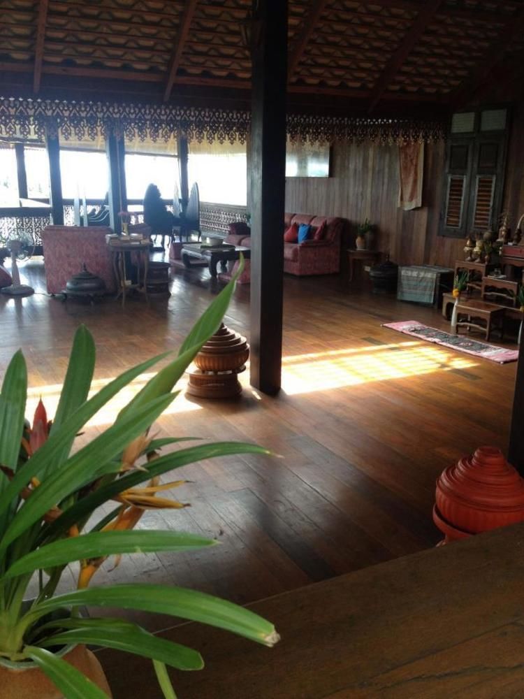 Ruen Thai Rim Haad Klaeng Exterior photo